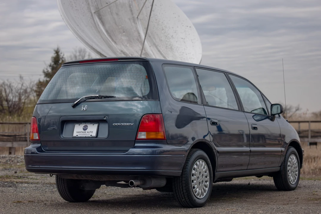 1995 Honda Odyssey - Image 19 of 31