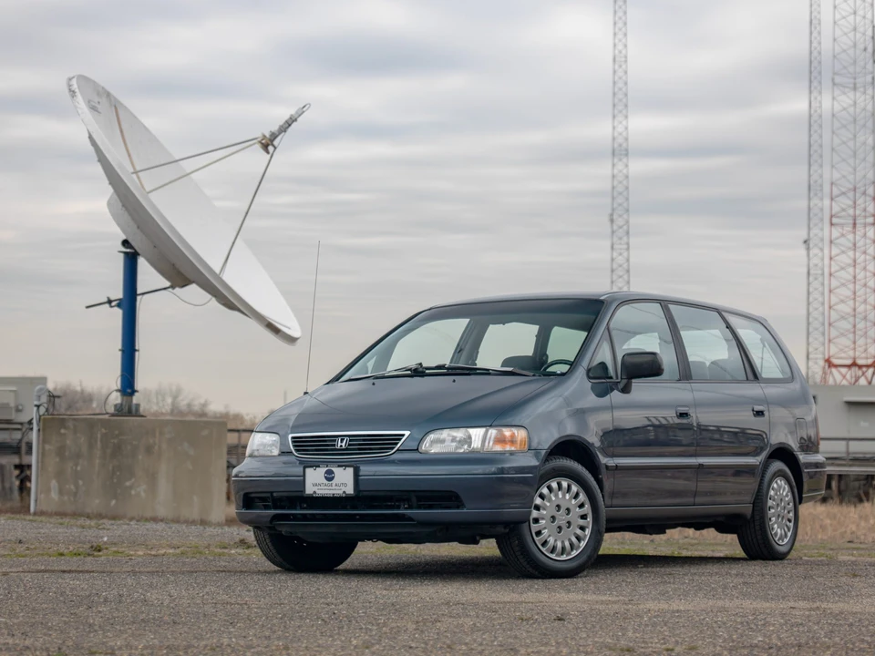 1995 Honda Odyssey - Image 2 of 31