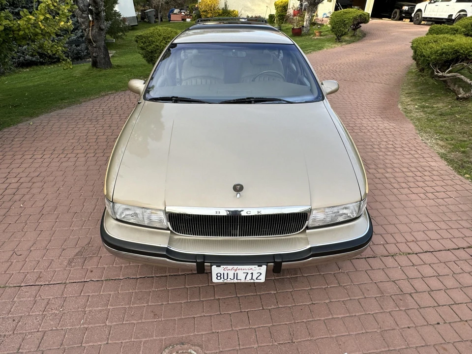 1996 Buick Roadmaster - Image 26 of 31