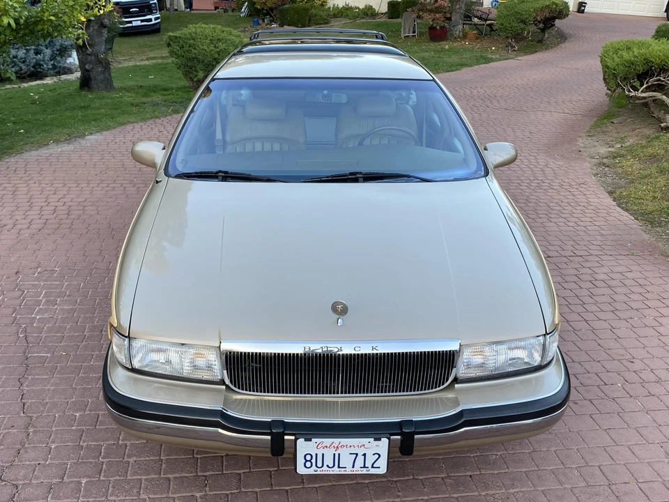 1996 Buick Roadmaster - Image 27 of 31