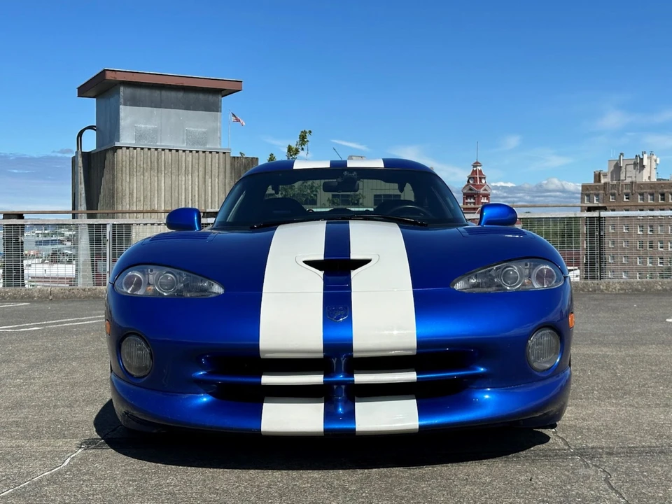 1996 Dodge Viper GTS 2nd Gen - Image 24 of 31