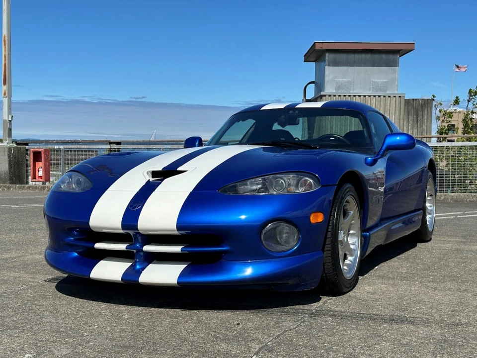 1996 Dodge Viper GTS 2nd Gen - Image 20 of 31