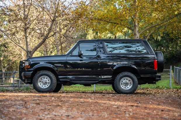 1996 Ford Bronco 5th Gen - Image 3 of 9