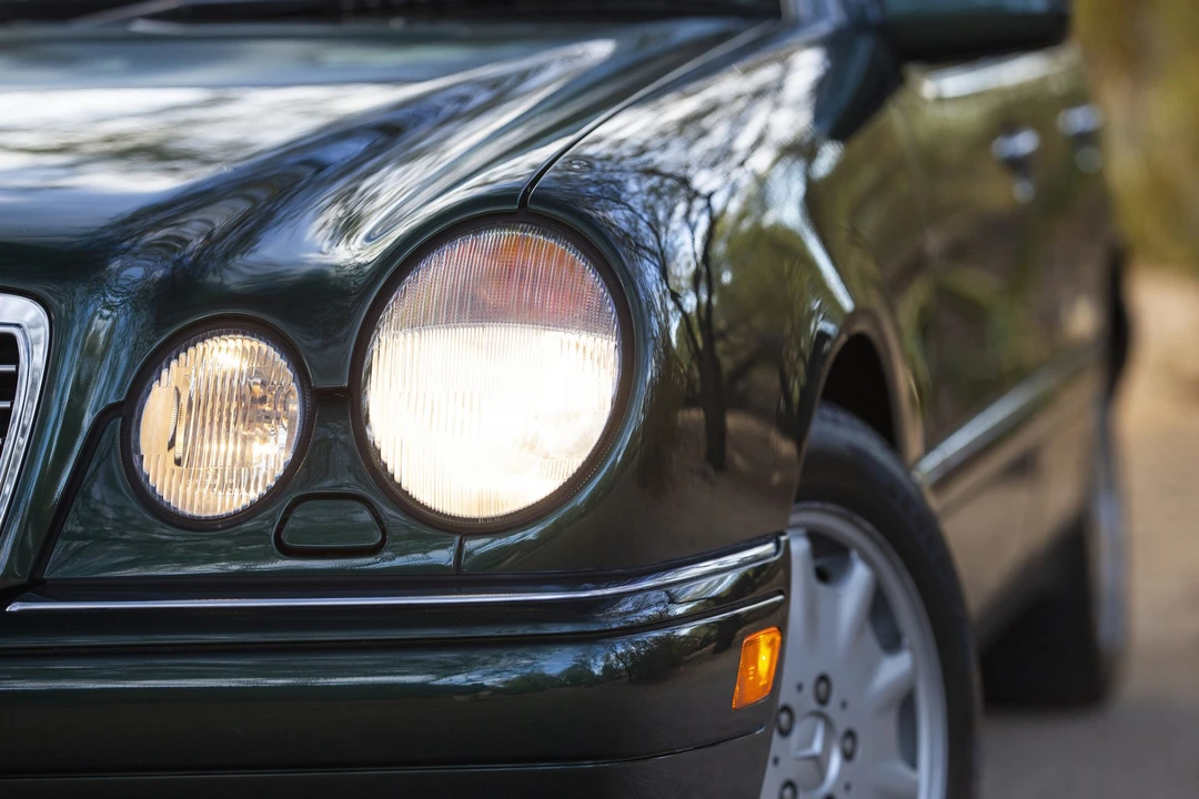 1996 Mercedes-Benz W210 E-Class - Image 26 of 31