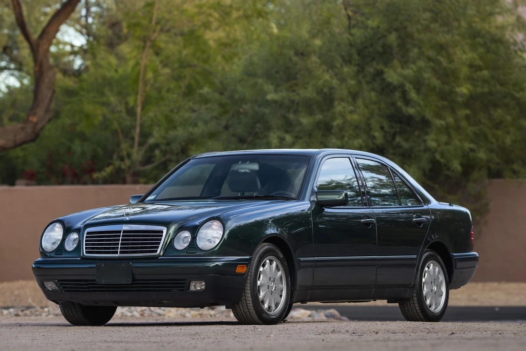 1996 Mercedes-Benz W210 E-Class - Image 2 of 31