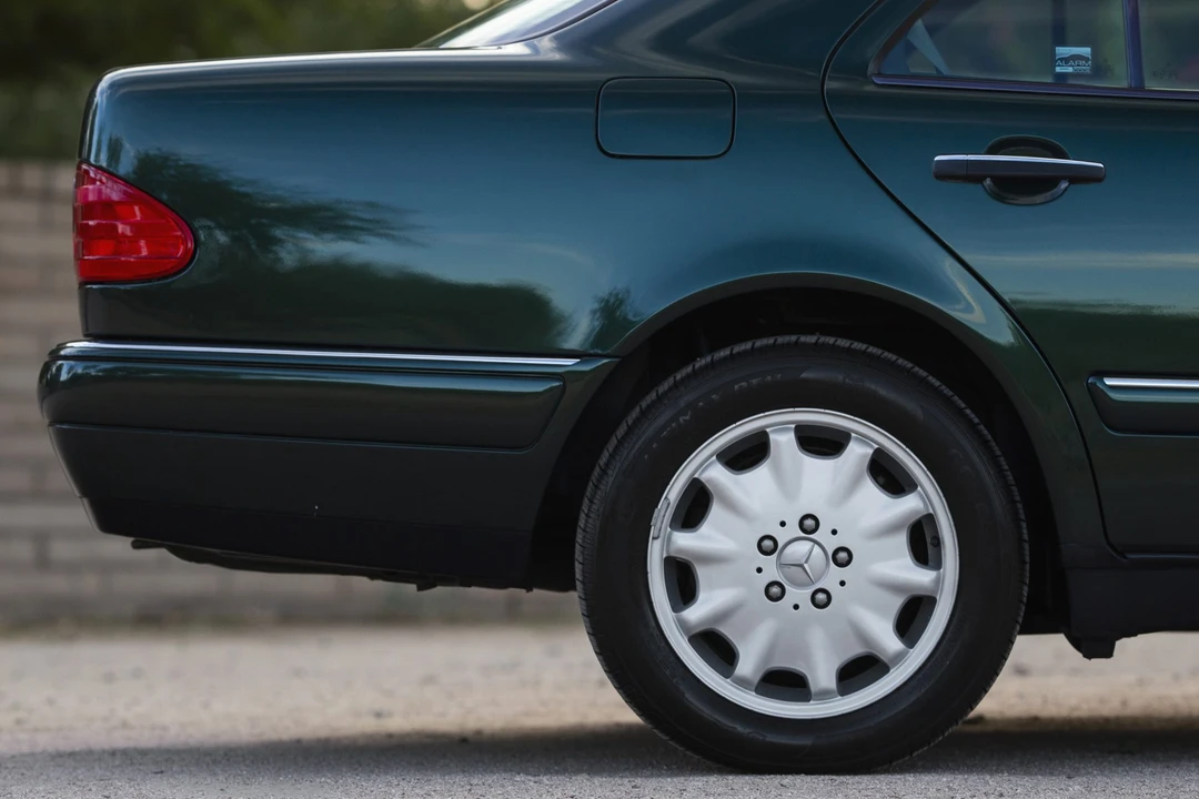 1996 Mercedes-Benz W210 E-Class - Image 19 of 31