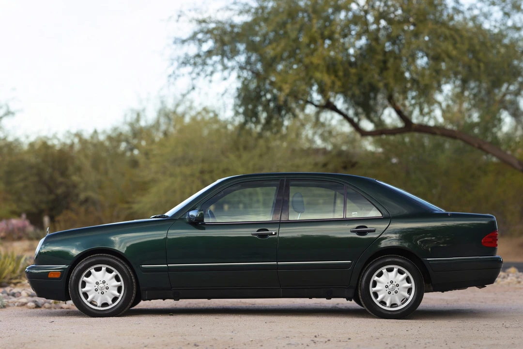 1996 Mercedes-Benz W210 E-Class - Image 12 of 31