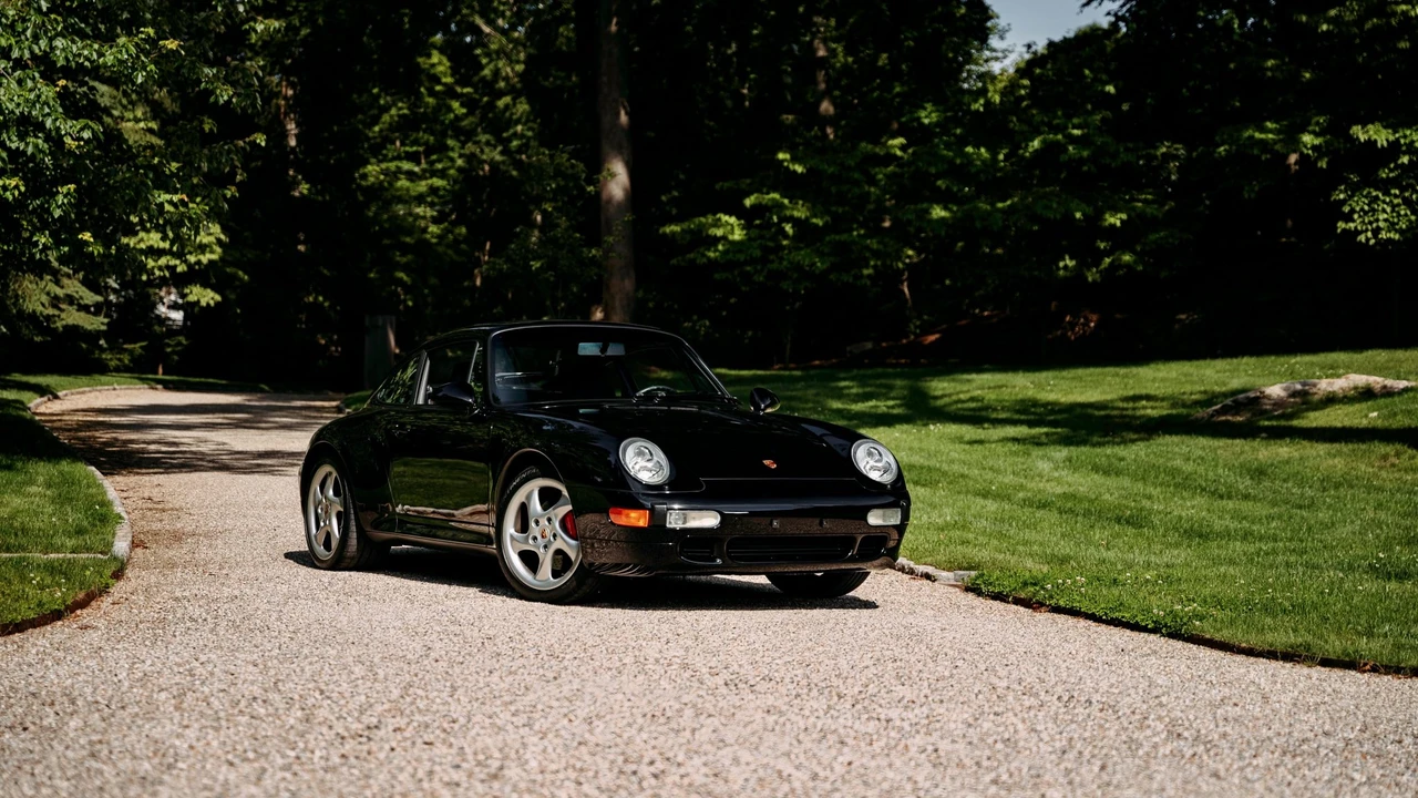 1996 Porsche 993 Carrera 4S - Image 25 of 31