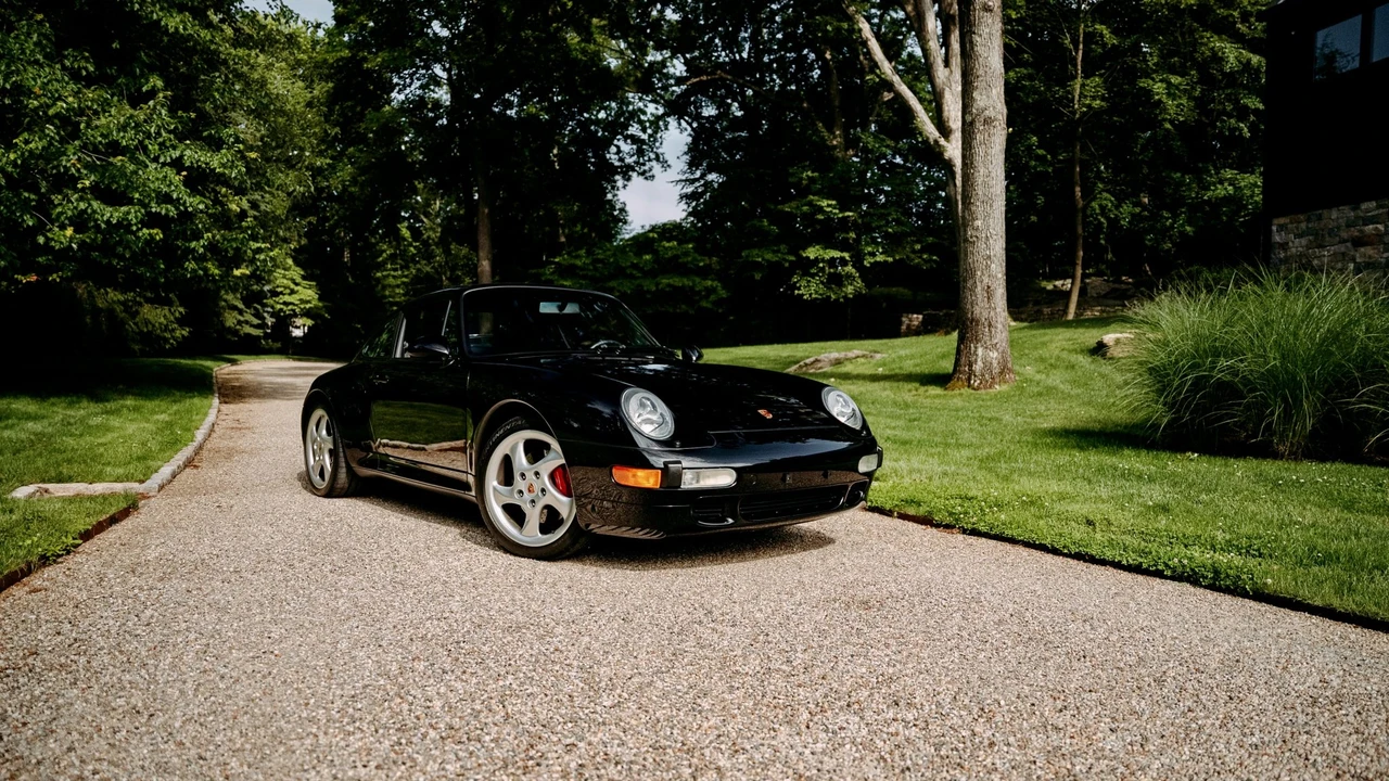 1996 Porsche 993 Carrera 4S - Image 24 of 31
