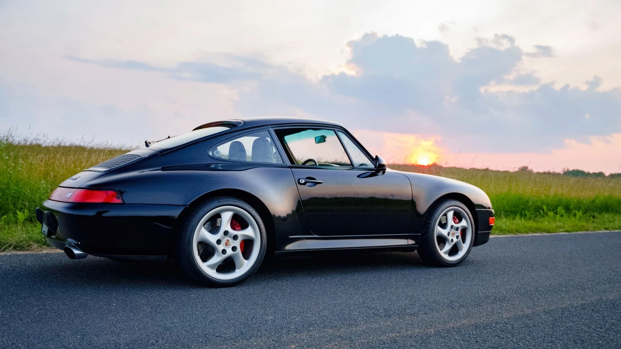 1996 Porsche 993 Carrera 4S - Image 20 of 31