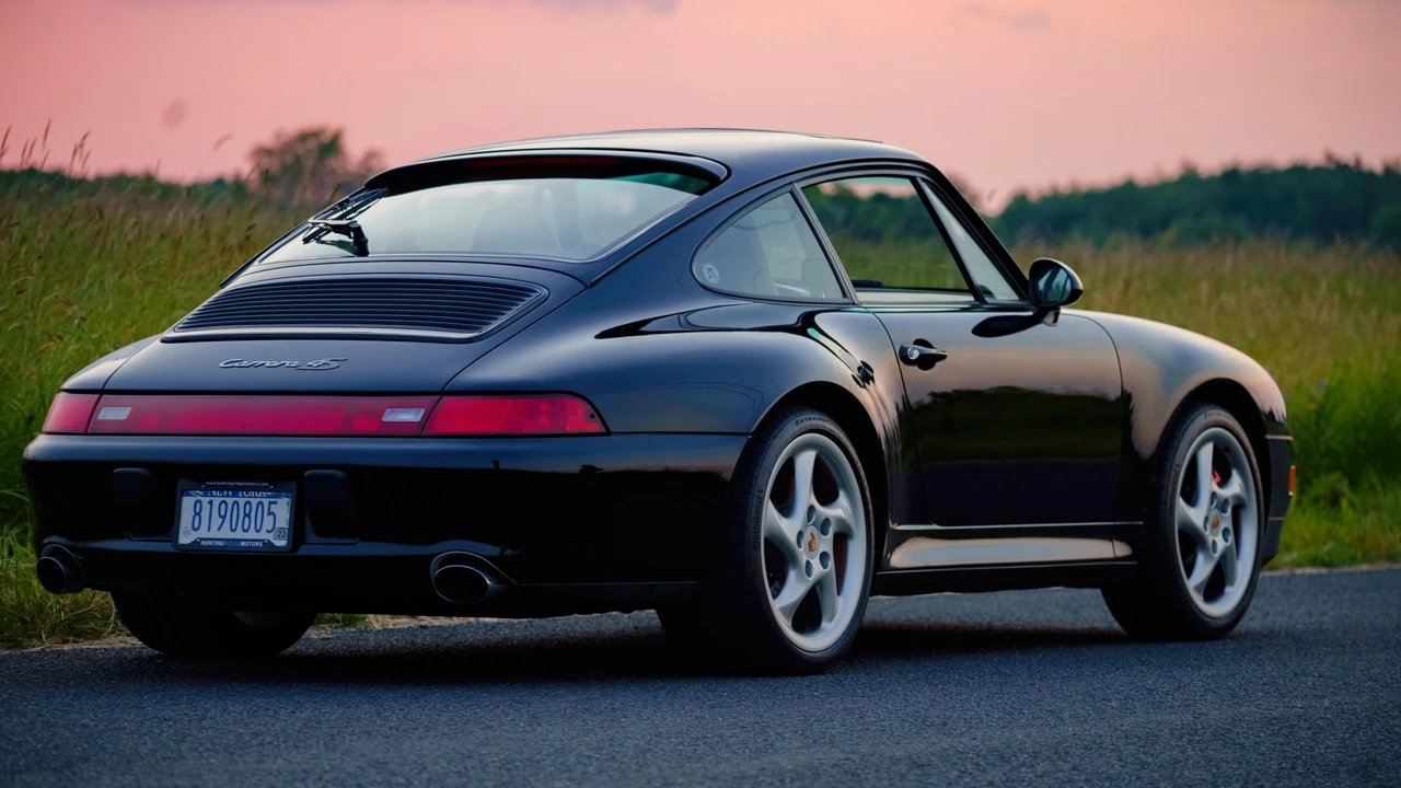 1996 Porsche 993 Carrera 4S - Image 16 of 31