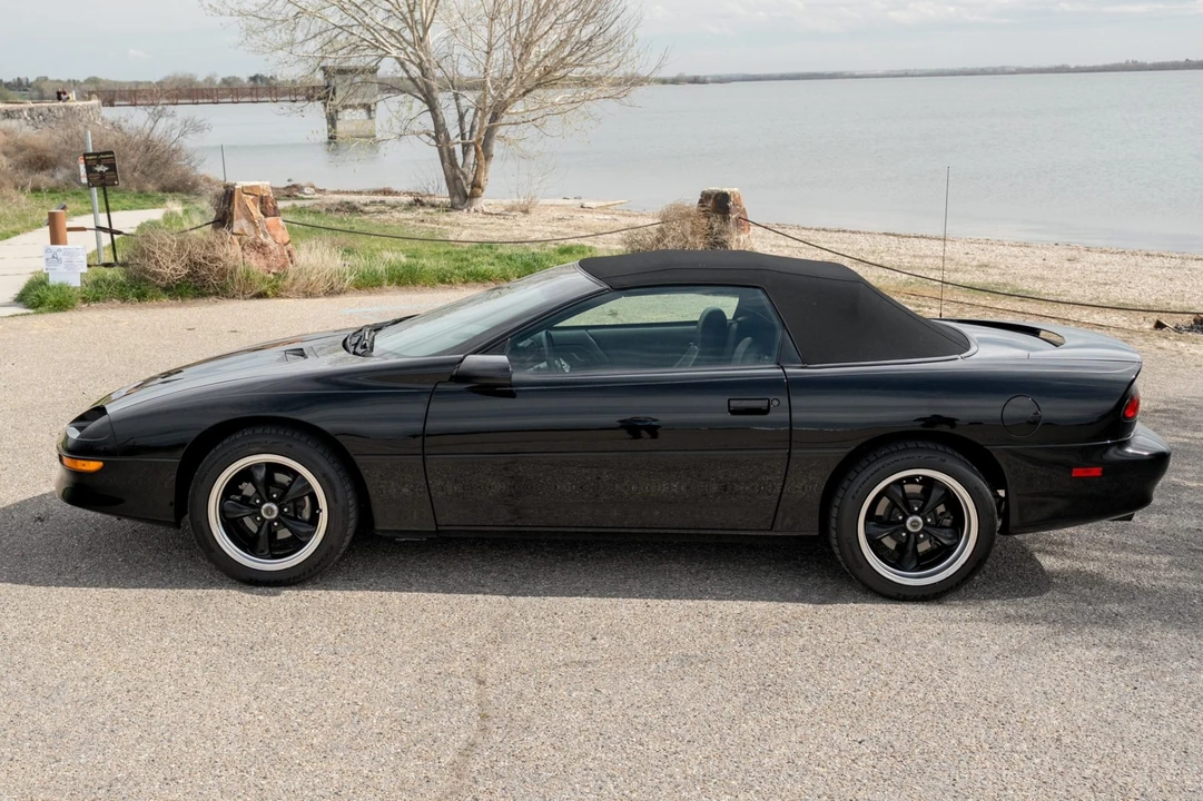 1997 Chevrolet Camaro Z28 4th Gen - Image 3 of 8