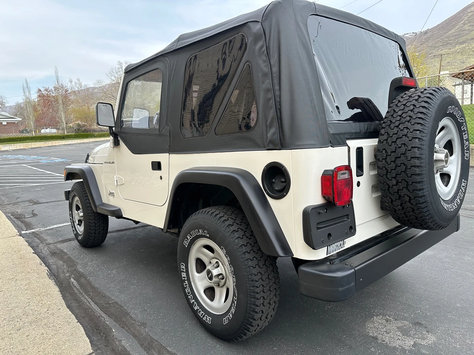 1997 Jeep TJ Wrangler - Image 24 of 31