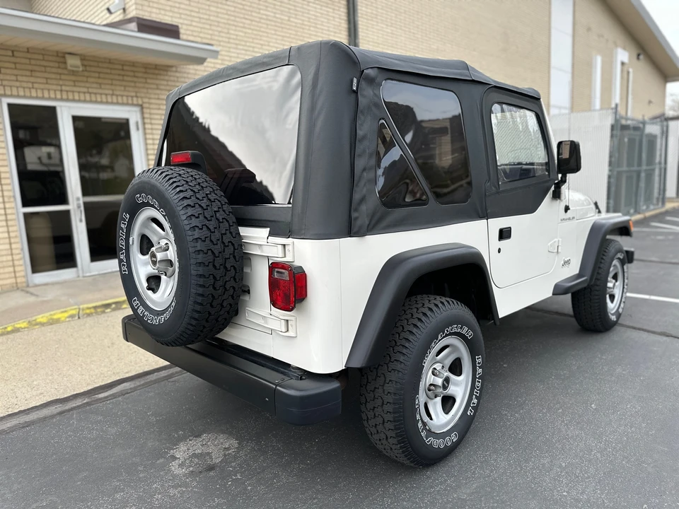 1997 Jeep TJ Wrangler - Image 17 of 31