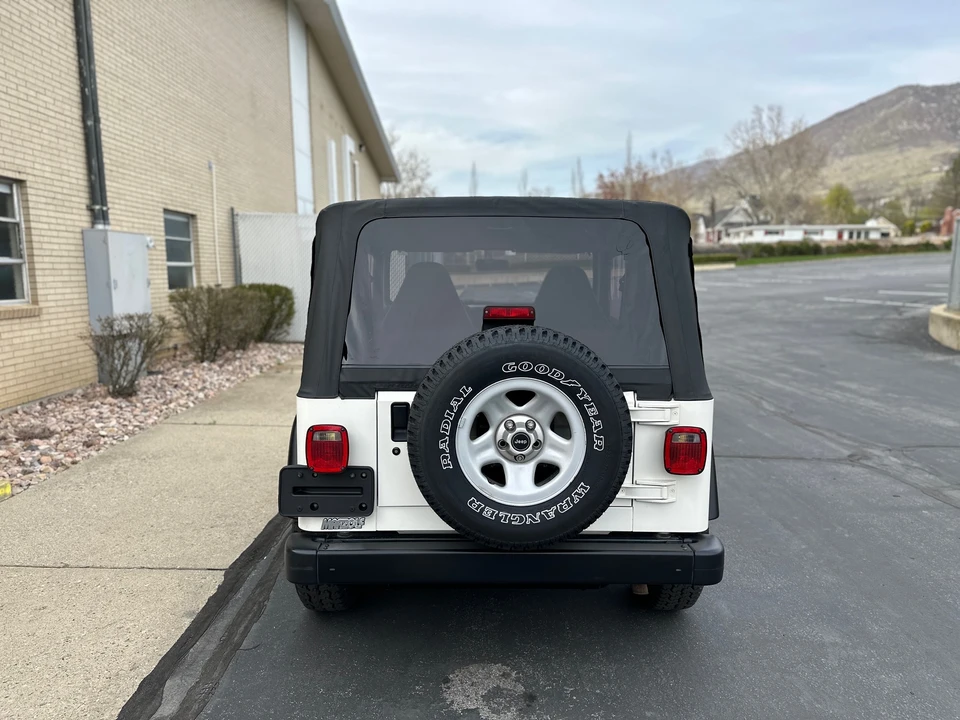 1997 Jeep TJ Wrangler - Image 21 of 31