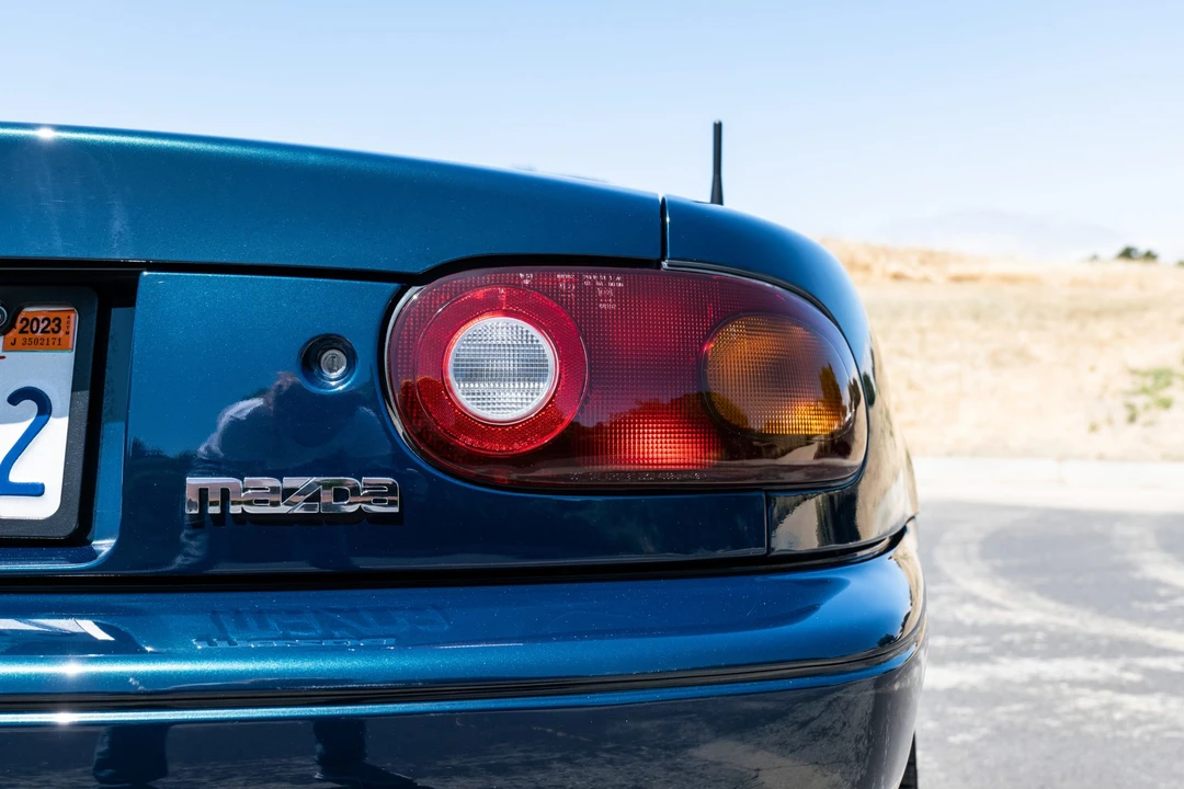 1997 Mazda NA MX-5 Miata - Image 23 of 31