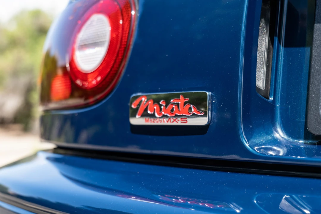 1997 Mazda NA MX-5 Miata - Image 28 of 31