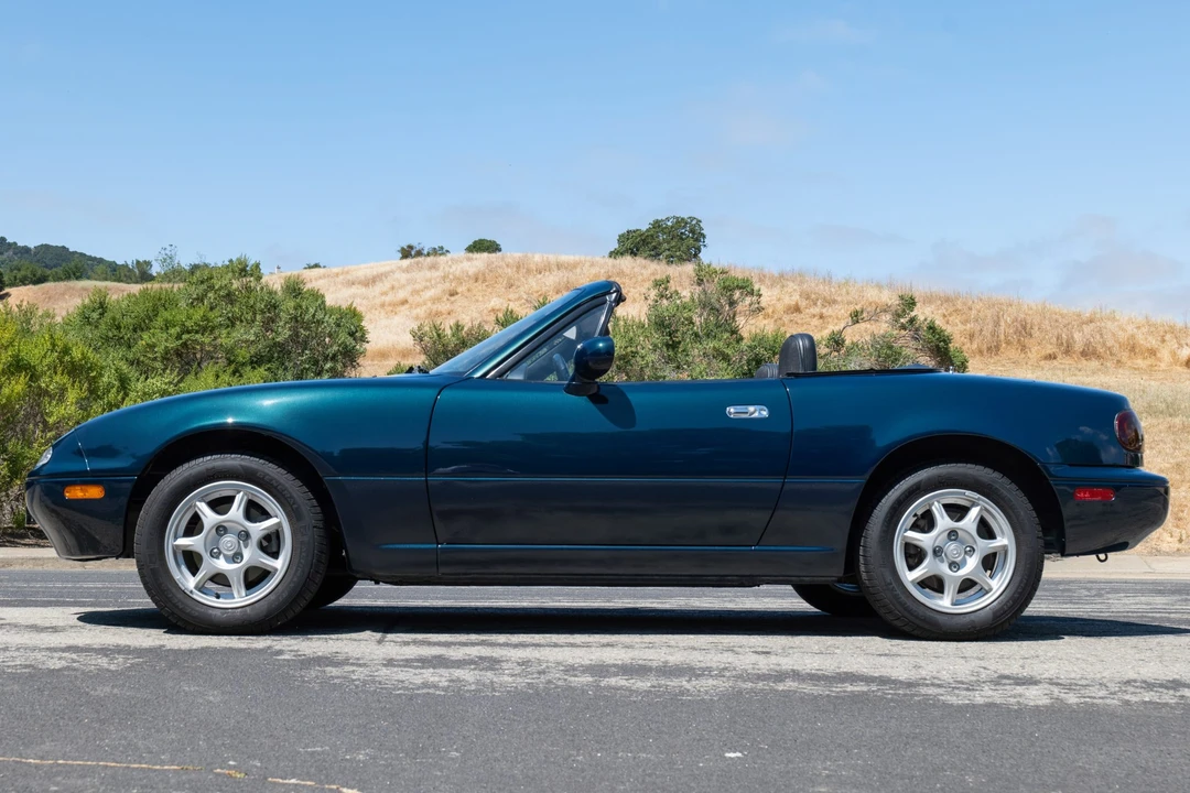 1997 Mazda NA MX-5 Miata - Image 9 of 31