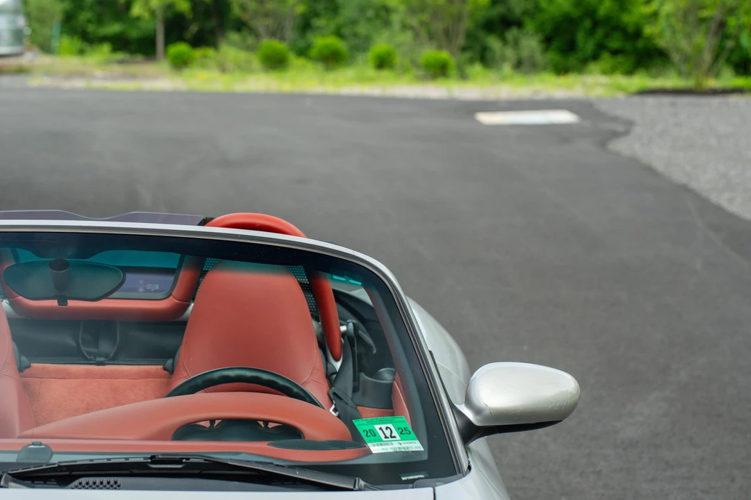 1997 Porsche 986 Boxster - Image 11 of 31