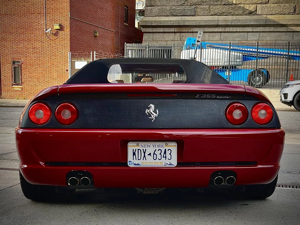 1998 Ferrari F355 Spider - Image 18 of 31