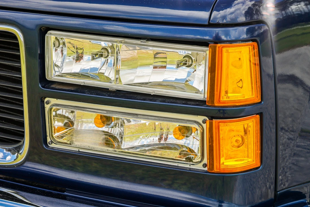 1998 GMC Sierra 1st Gen - Image 13 of 31