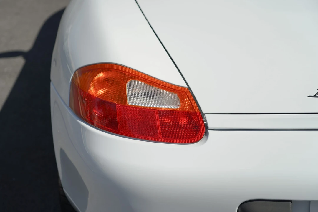 1998 Porsche 986 Boxster - Image 26 of 31