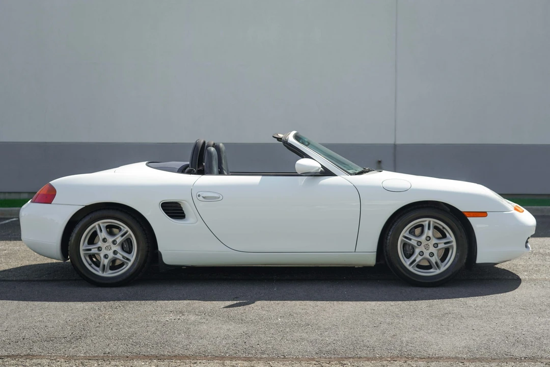 1998 Porsche 986 Boxster - Image 4 of 31