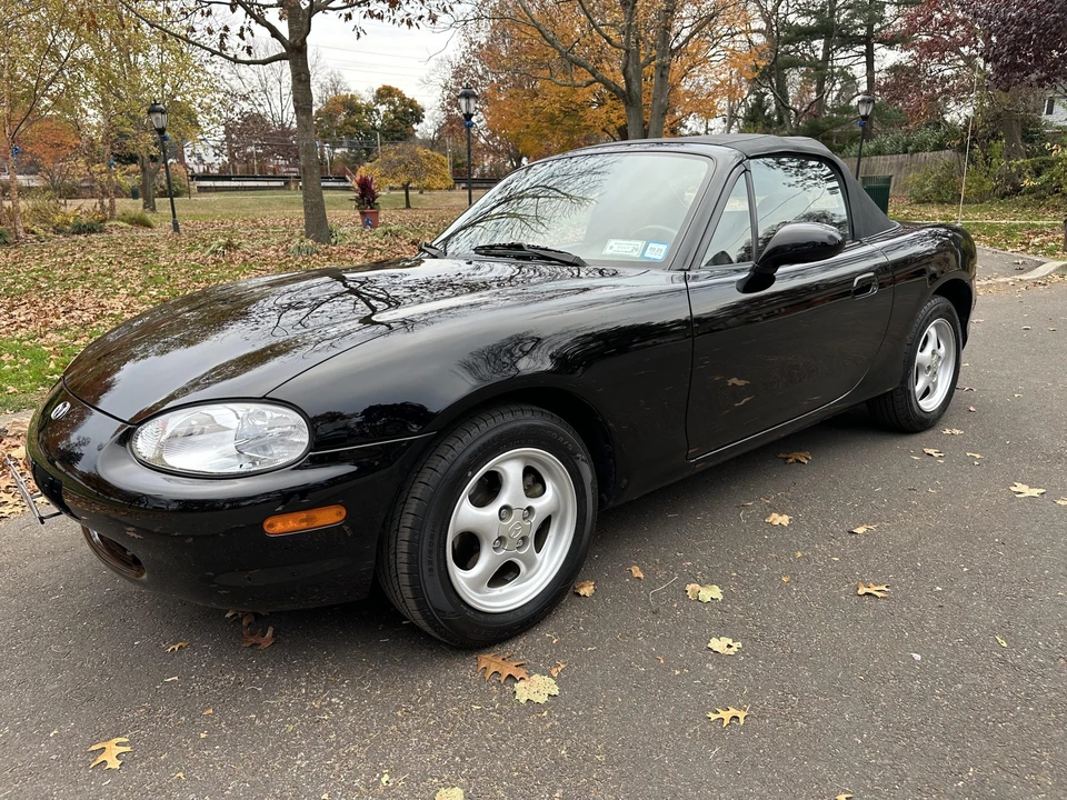 1999 Mazda NB MX-5 Miata - Image 2 of 31