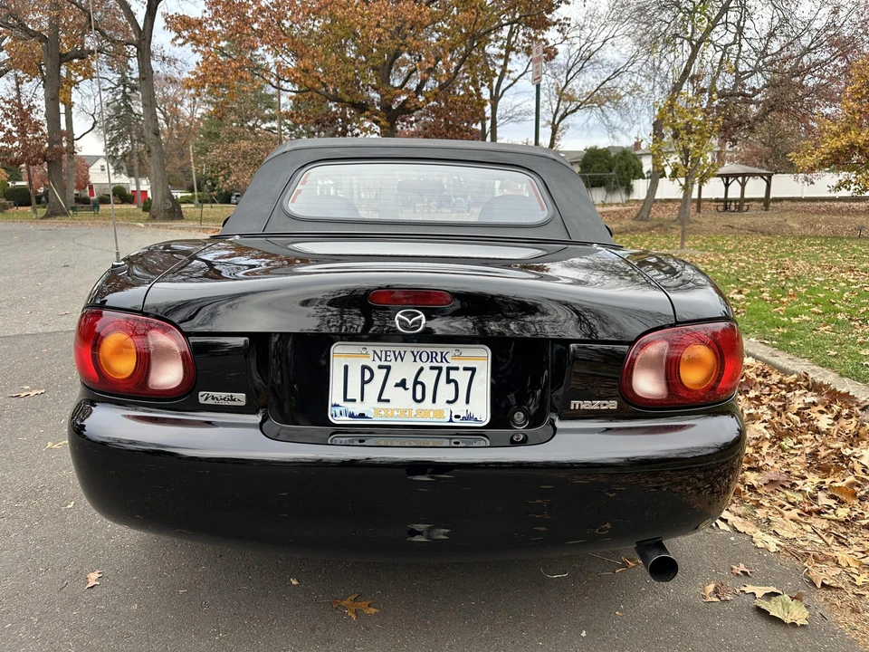 1999 Mazda NB MX-5 Miata - Image 15 of 31