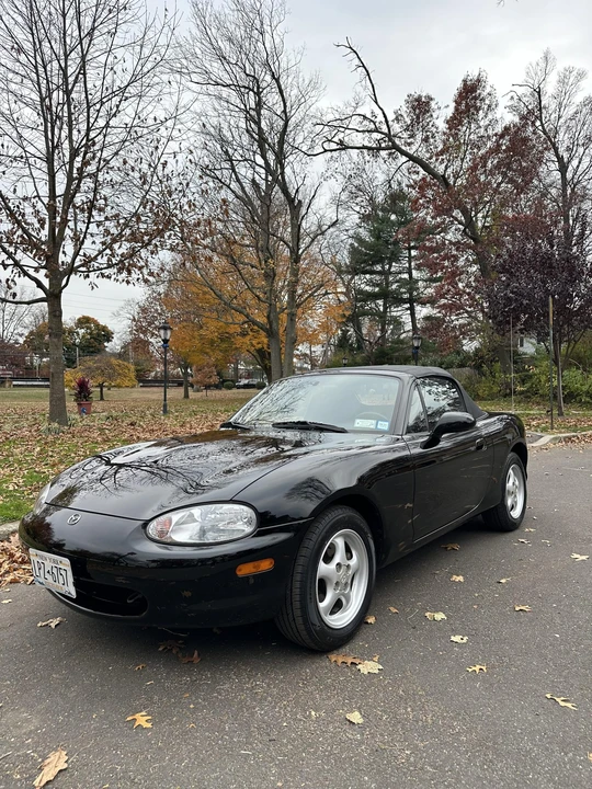 1999 Mazda NB MX-5 Miata - Image 4 of 31