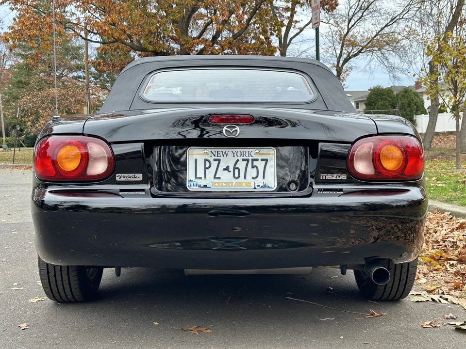 1999 Mazda NB MX-5 Miata - Image 16 of 31