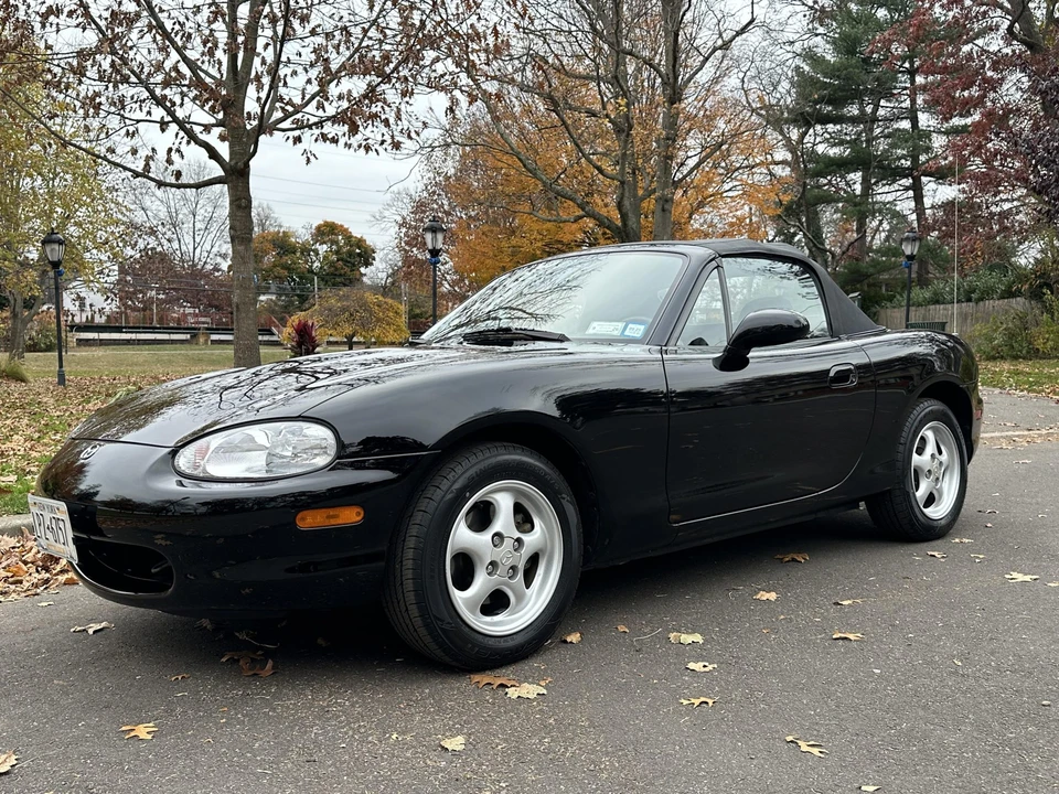 1999 Mazda NB MX-5 Miata - Image 3 of 31