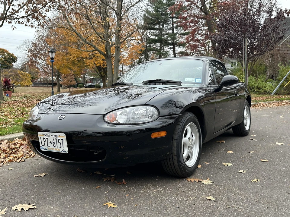 1999 Mazda NB MX-5 Miata - Image 6 of 31