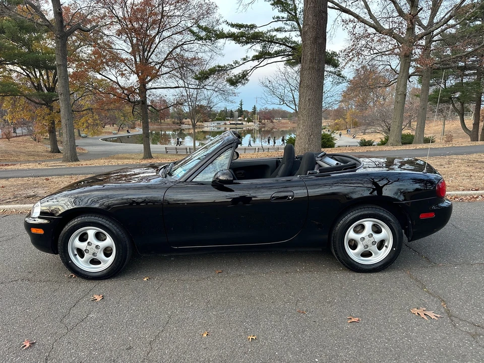 1999 Mazda NB MX-5 Miata - Image 26 of 31