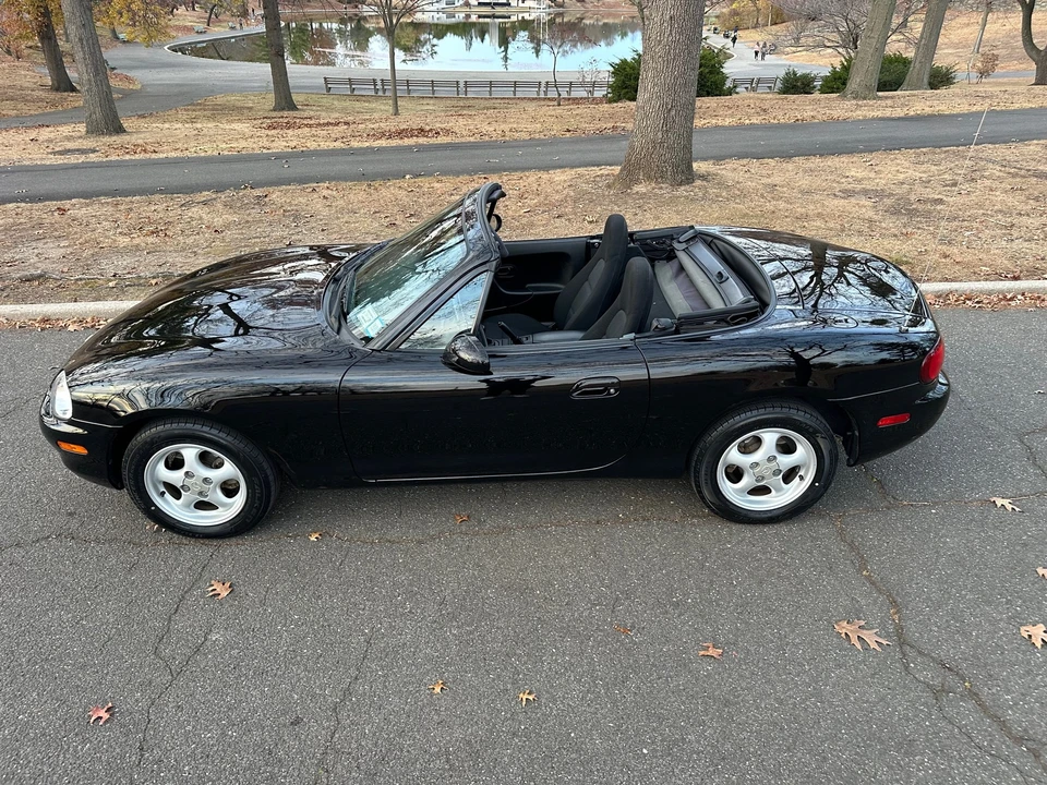 1999 Mazda NB MX-5 Miata - Image 27 of 31