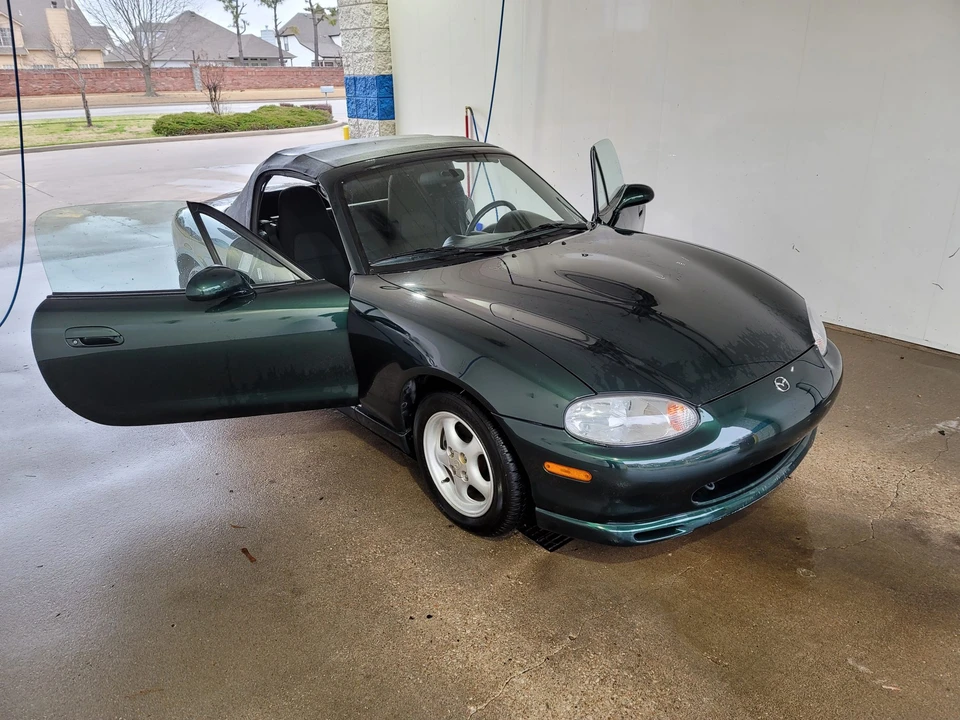 1999 Mazda NB MX-5 Miata - Image 4 of 31