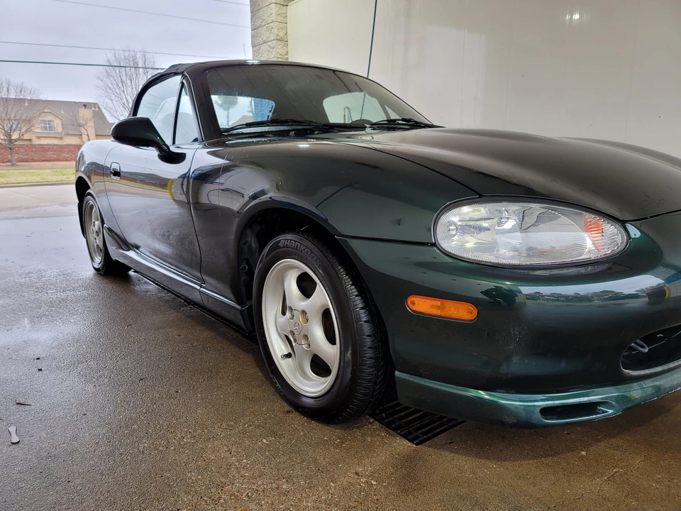 1999 Mazda NB MX-5 Miata - Image 2 of 31