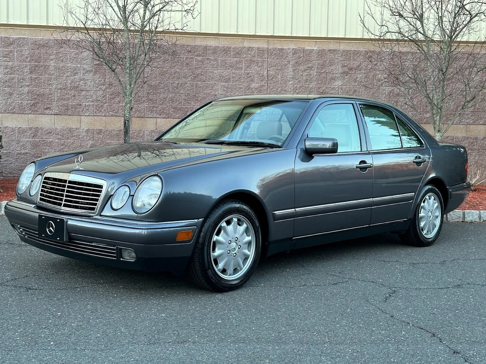 1999 Mercedes-Benz W210 E-Class - Image 2 of 31