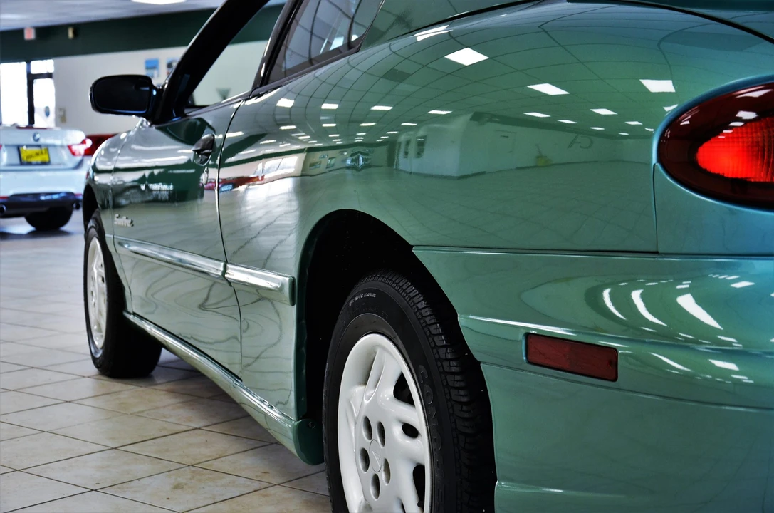 1999 Pontiac Sunfire - Image 28 of 31