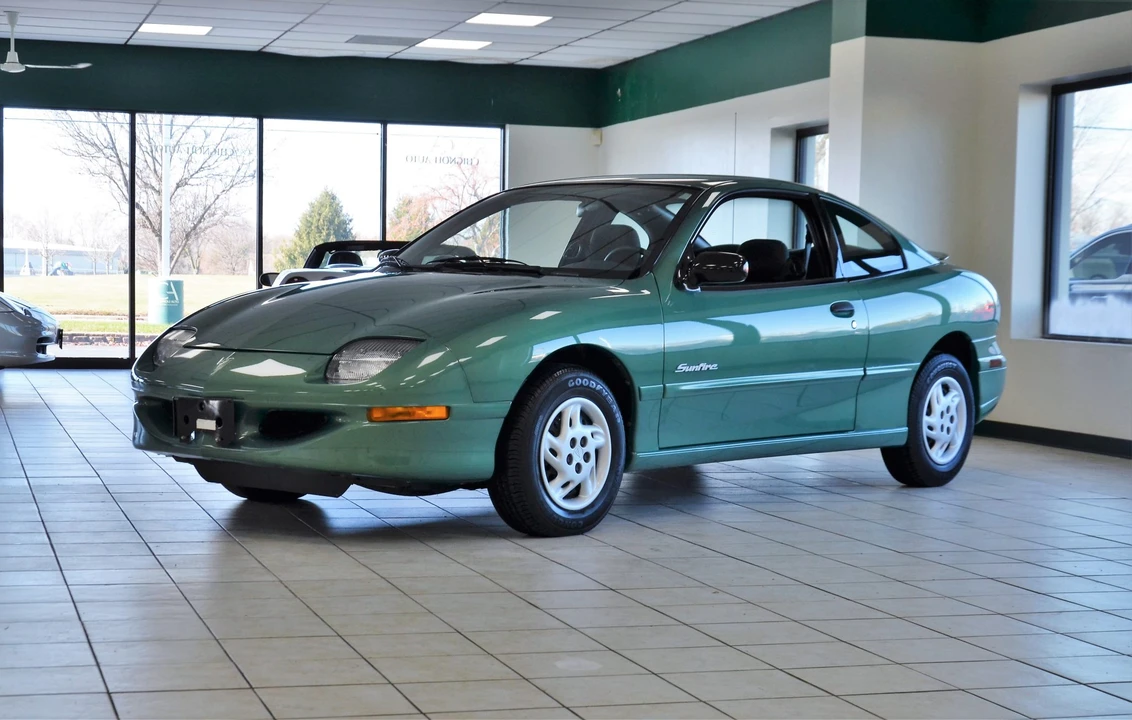 1999 Pontiac Sunfire - Image 13 of 31