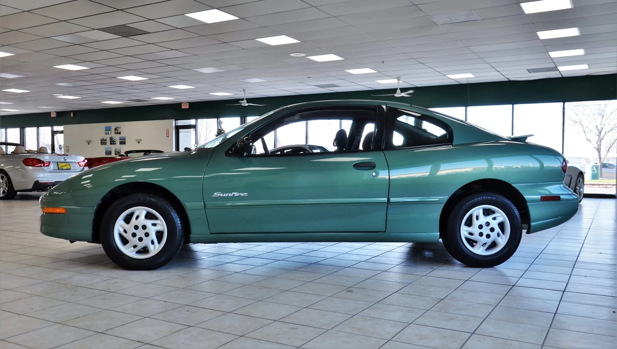 1999 Pontiac Sunfire - Image 14 of 31