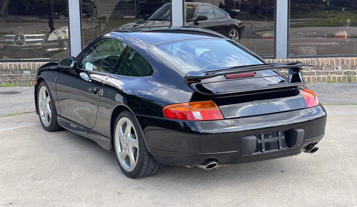 1999 Porsche 996 Carrera - Image 16 of 31