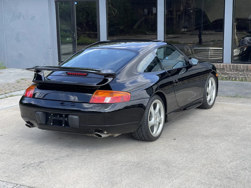 1999 Porsche 996 Carrera - Image 22 of 31