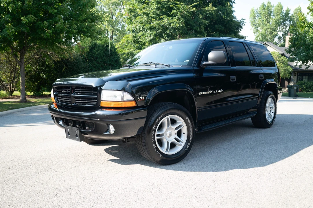 2000 Dodge Durango 1st Gen - Image 2 of 31