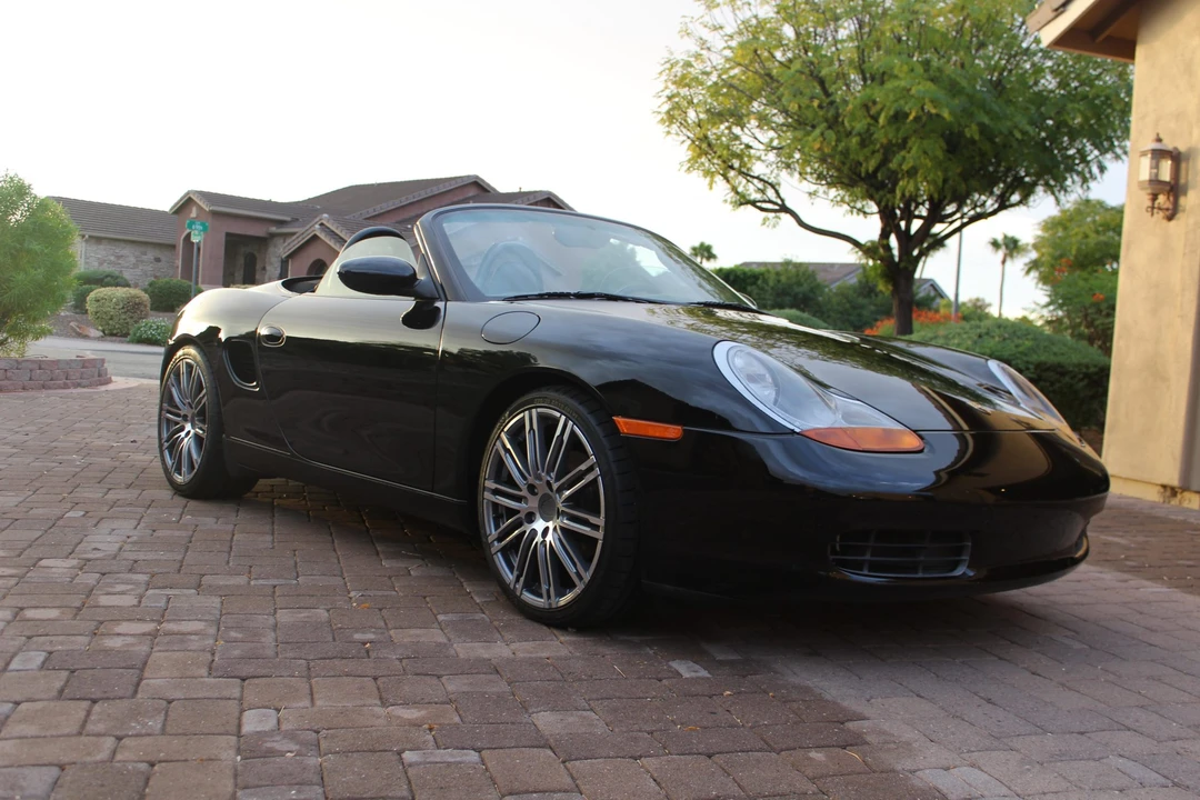 2000 Porsche 986 Boxster - Image 9 of 31