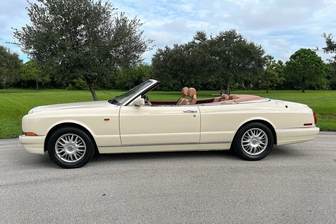 2001 Bentley Azure 1st Gen - Image 6 of 6