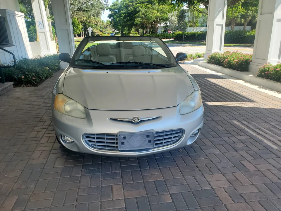 2001 Chrysler Sebring - Image 8 of 31
