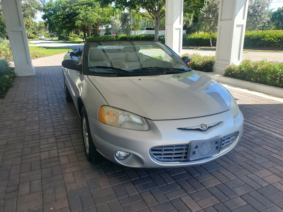 2001 Chrysler Sebring - Image 11 of 31