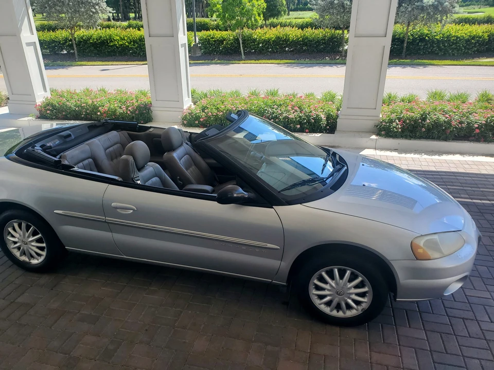 2001 Chrysler Sebring - Image 14 of 31