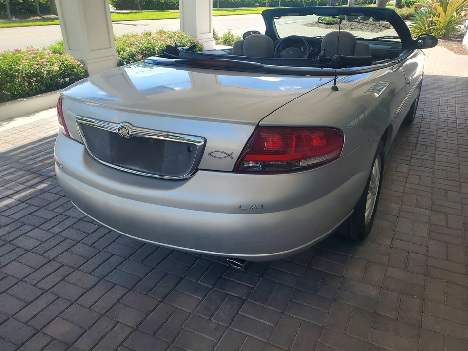 2001 Chrysler Sebring - Image 20 of 31